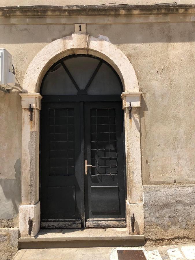 App Zora, Centar Senj Apartman Zengg Kültér fotó