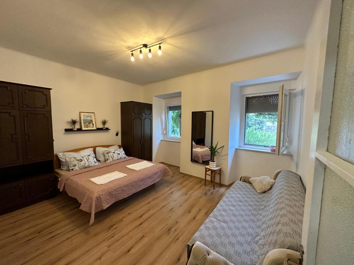 App Zora, Centar Senj Apartman Zengg Kültér fotó